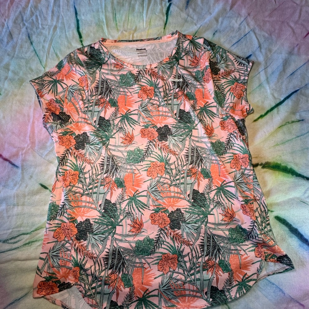Reebok Tropical Floral Women’s Active Workout Shirt Athletic Running Top